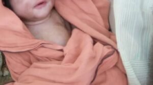 new-born-baby-in-jangal-.jpg