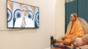 shankrachary-abhimukteswaranad-talk-to-pm-modi.jpg