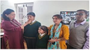 ashmita-cbse-exam-toper-.jpg