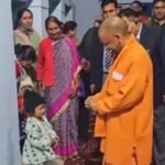 पैतृक गांव पंचूर पहुंचे CM योगी आदित्यनाथ, ग्रामीणों से मिले, बच्चों बंटी ट्रॉफी और चॉकलेट