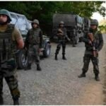 सुरक्षाबलों और आतंकियों के बीच मुठभेड़, जैश के शीर्ष कमांडर समेत दो आतंकी ढेर