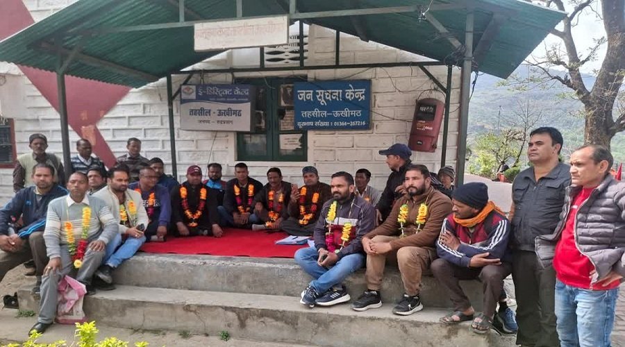 rudrprayag-shopkeepar-strike.jpg