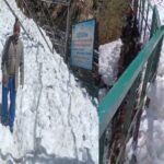 उत्तराखंड: सिर पर चारधाम यात्रा, यमुनांत्री मार्ग बदहाल, हिमस्खलन से घोड़ापड़ाव, टिनशेड और पैदल मार्ग क्षतिग्रस्त