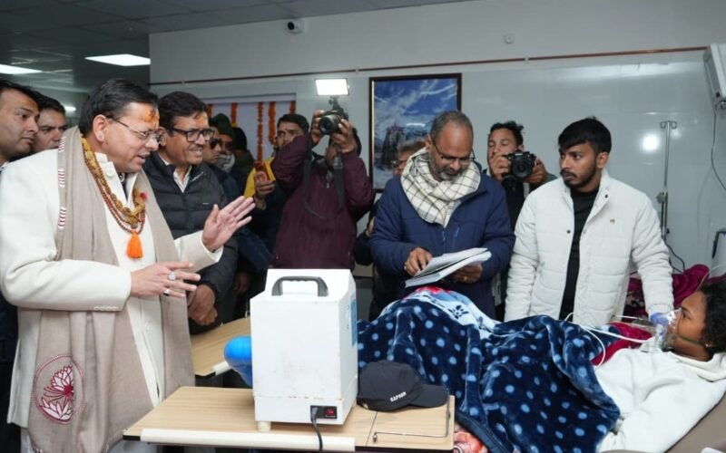 cm-dhami-kedarnath.jpg
