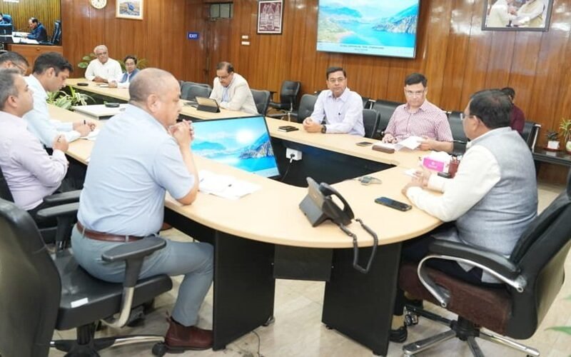 muky-sachiv-meeting.jpg