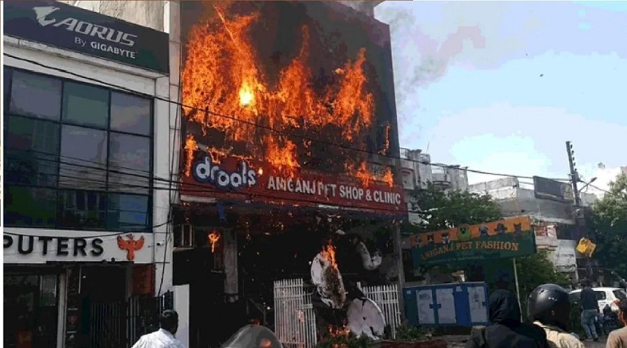 LAKHNU-COCHING-FIRE.jpg