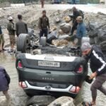 उत्तरकाशी: धराली बाजार के पास सड़क हादसा, कार अनियंत्रित होकर दुर्घटनाग्रस्त, चार लोग घायल