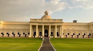 IIT-Roorkee-Campus.jpg