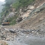 उत्तराखंड में बारिश का कहर जारी: पांच जिलों में ऑरेंज अलर्ट, कई जिलों में स्कूल बंद, भूस्खलन से मार्ग प्रभावित