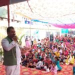 रक्षाबंधन पर बीरोंखाल में गूंजे लोकगीत और लोकनृत्य, कवींद्र इष्टवाल ने कहा : बहनों का विश्वास मेरी जिम्मेदारी