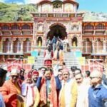 श्री बदरीनाथ धाम दर्शन तथा कथा तथा सांस्कृतिक महोत्सव में शामिल हुए मुख्यमंत्री